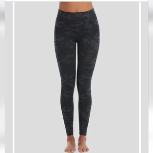 Spanx slimming leggings